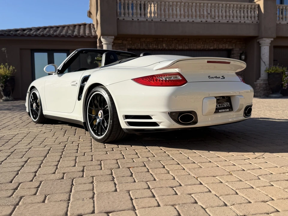 2012 Porsche 997 Turbo S - Image 7 of 31