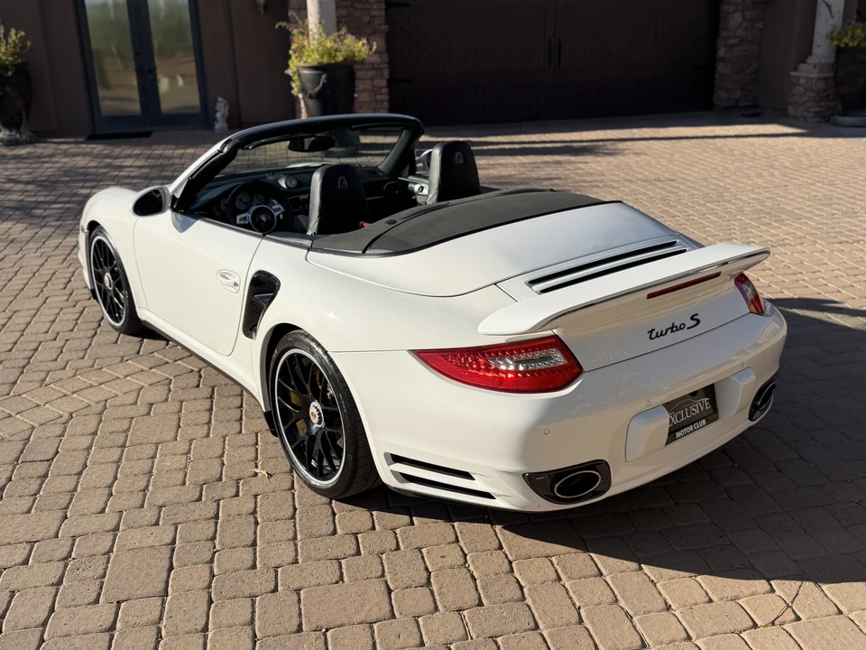 2012 Porsche 997 Turbo S - Image 8 of 31