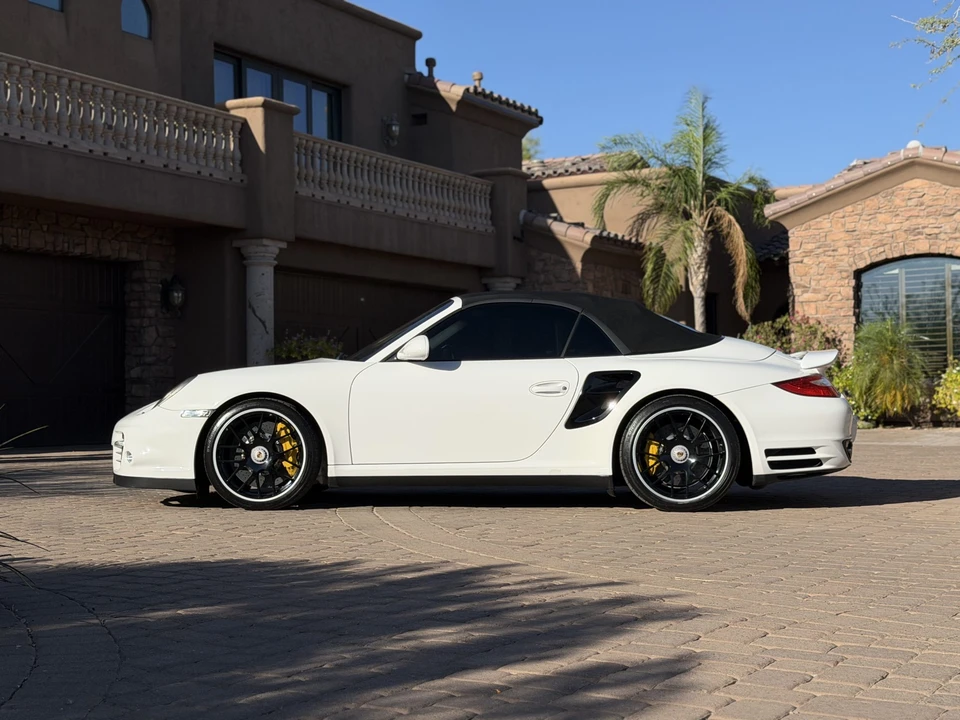 2012 Porsche 997 Turbo S - Image 18 of 31