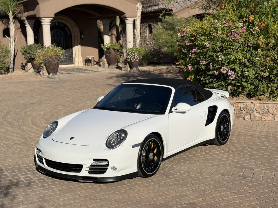 2012 Porsche 997 Turbo S - Image 17 of 31