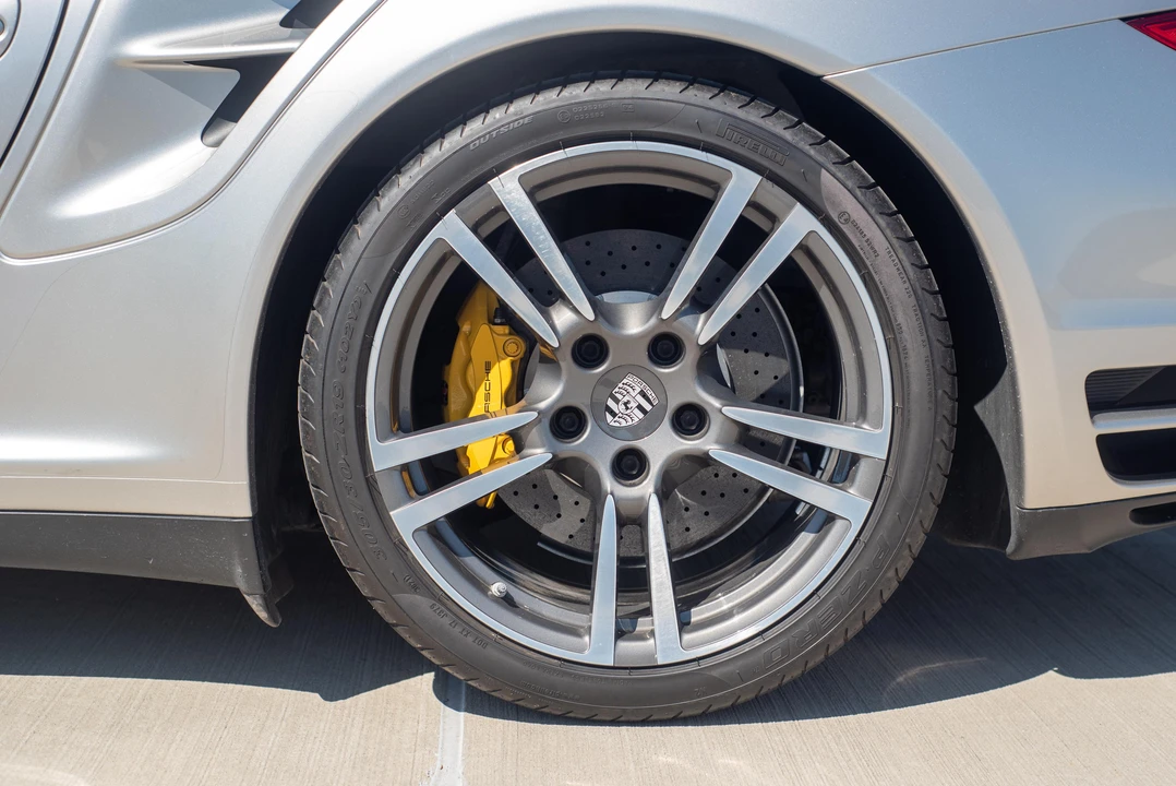 2012 Porsche 997 Turbo S - Image 25 of 31