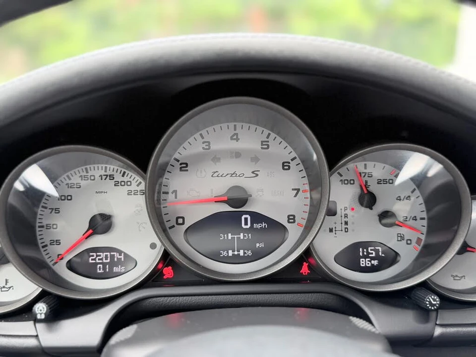 2012 Porsche 997 Turbo S - Image 14 of 31