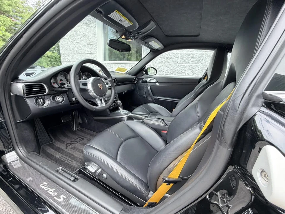 2012 Porsche 997 Turbo S - Image 19 of 31