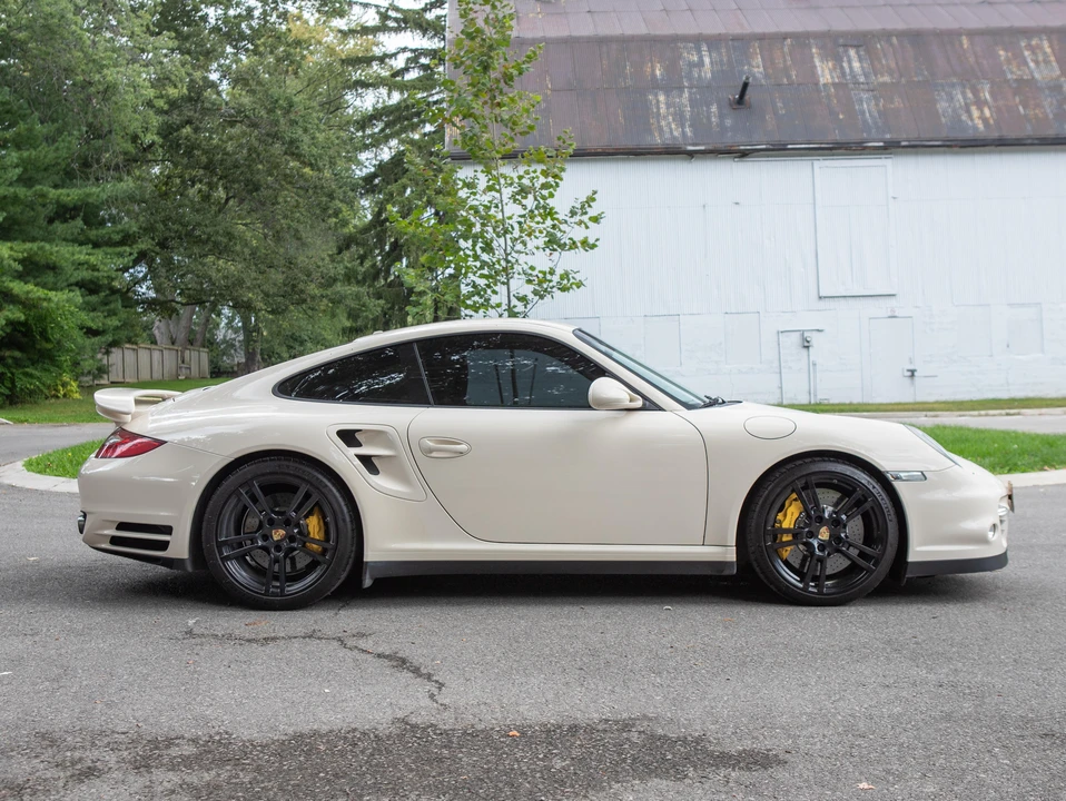 2012 Porsche 997 Turbo S - Image 18 of 31
