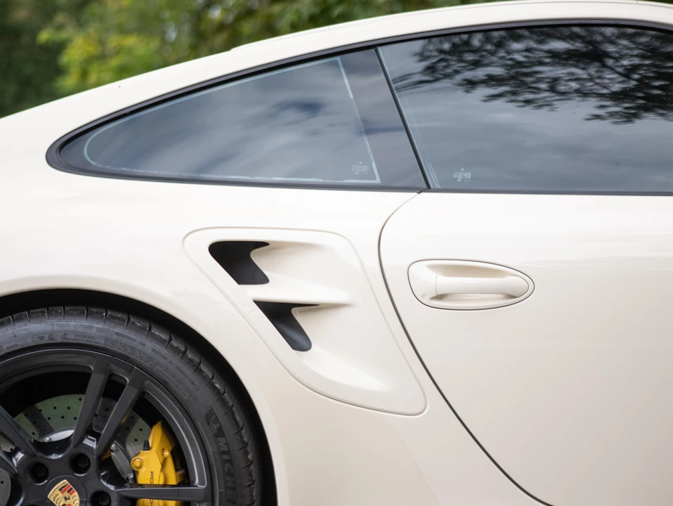 2012 Porsche 997 Turbo S - Image 27 of 31