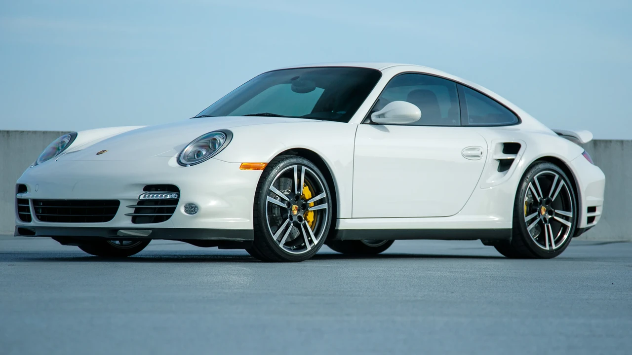 2012 Porsche 997 Turbo S - Image 10 of 31