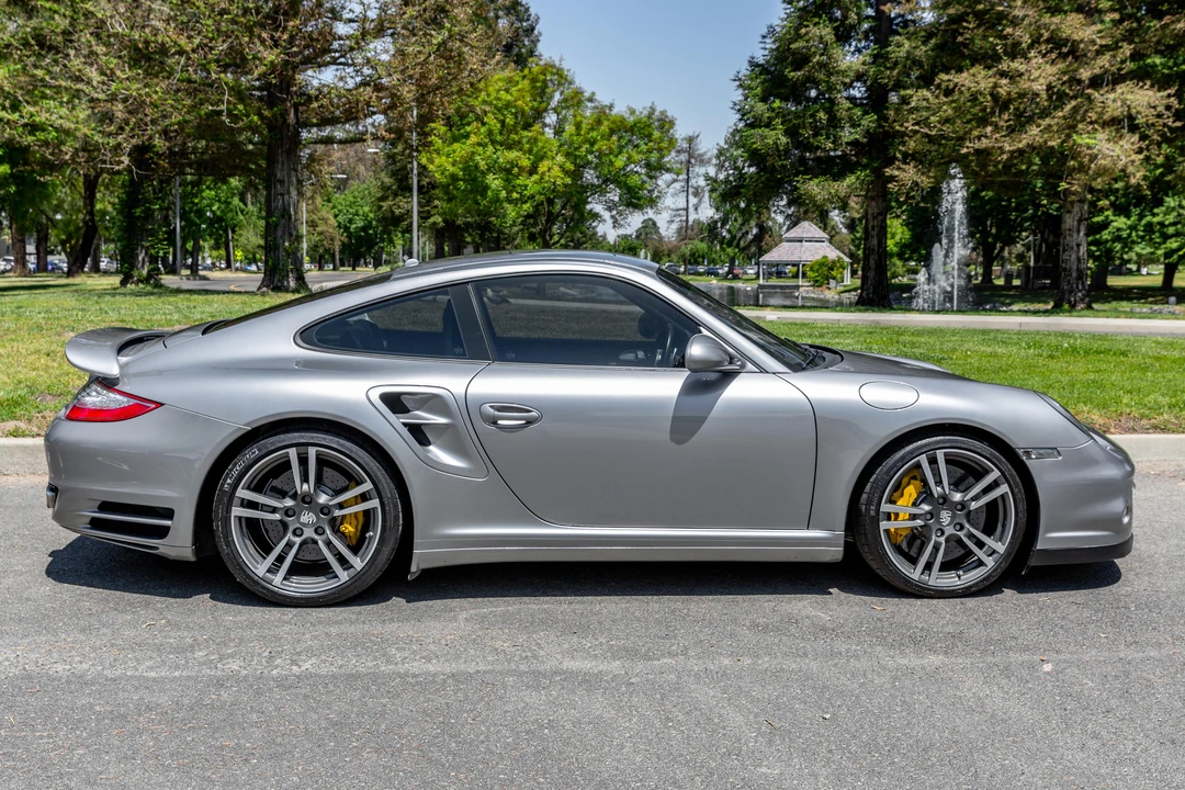 2012 Porsche 997 Turbo S - Image 8 of 28