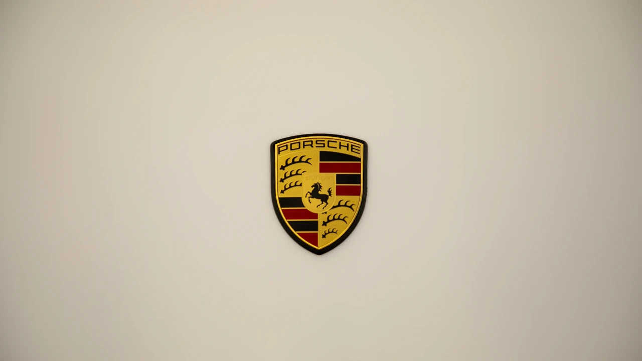 2012 Porsche 997 Turbo S - Image 16 of 31