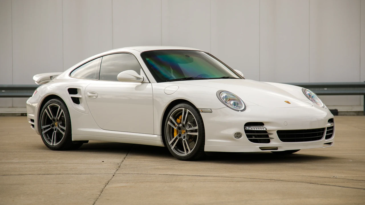 2012 Porsche 997 Turbo S - Image 8 of 31
