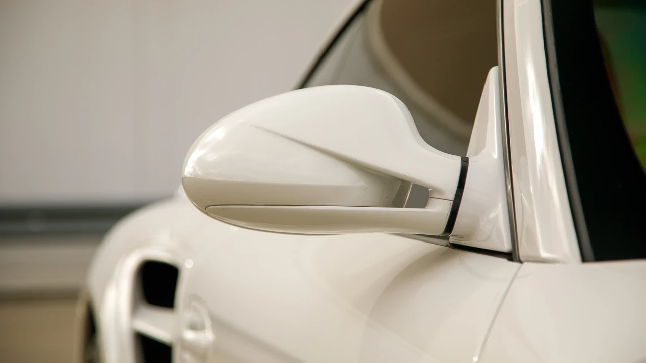 2012 Porsche 997 Turbo S - Image 22 of 31