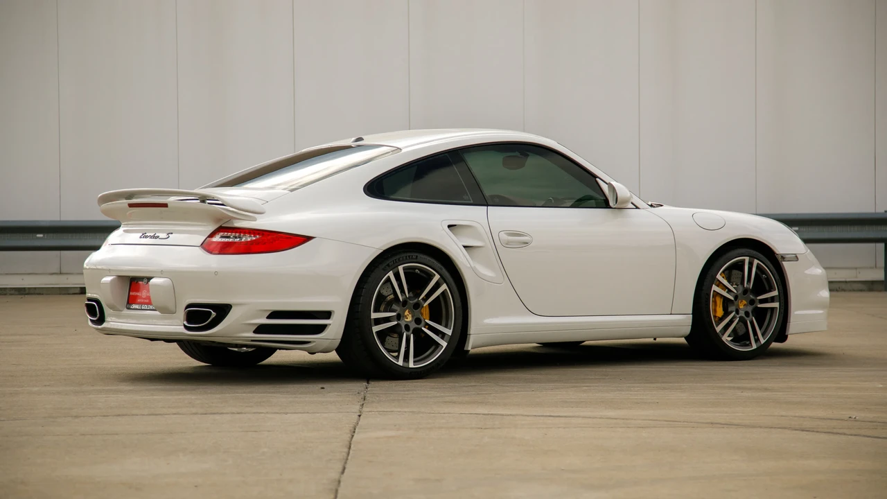 2012 Porsche 997 Turbo S - Image 6 of 31