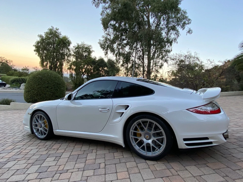 2012 Porsche 997 Turbo S - Image 11 of 31