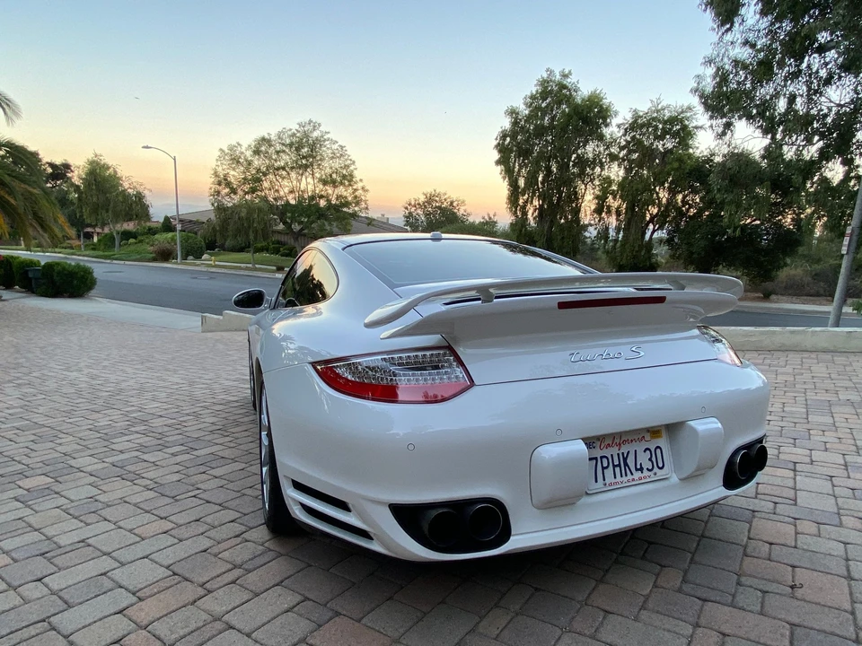 2012 Porsche 997 Turbo S - Image 14 of 31