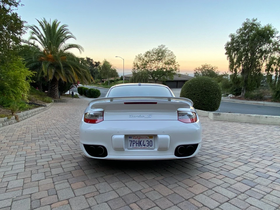 2012 Porsche 997 Turbo S - Image 17 of 31