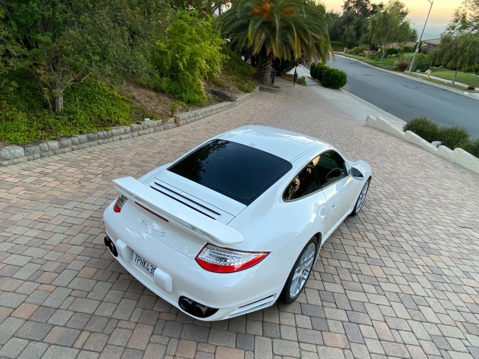 2012 Porsche 997 Turbo S - Image 22 of 31