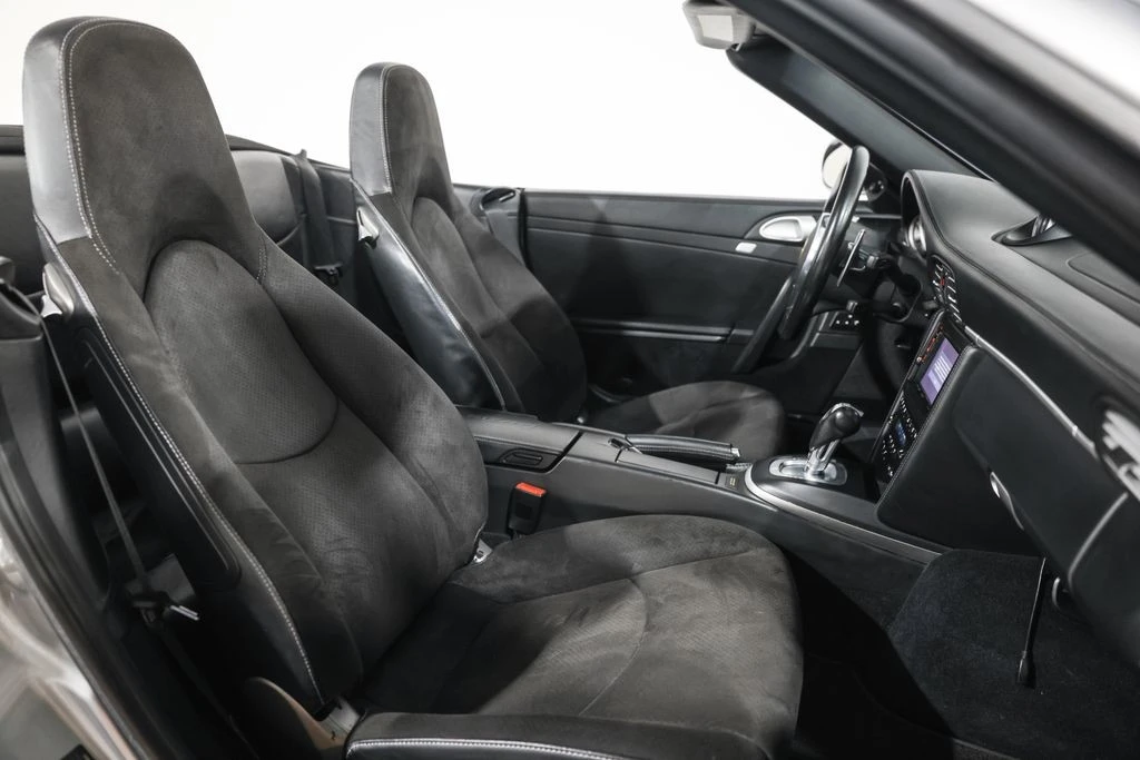 2012 Porsche 997 Turbo S - Image 19 of 31