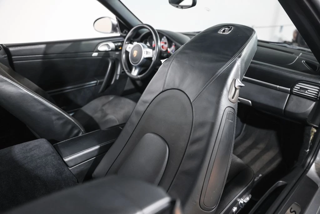2012 Porsche 997 Turbo S - Image 24 of 31
