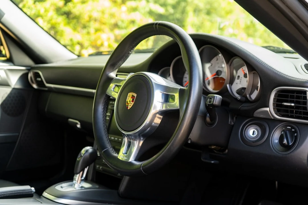 2012 Porsche 997 Turbo - Image 27 of 30