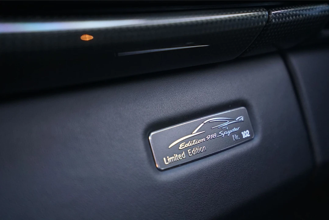2012 Porsche 997 Turbo S - Image 10 of 31
