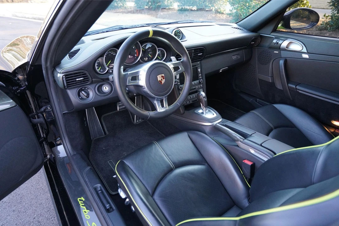 2012 Porsche 997 Turbo S - Image 19 of 31