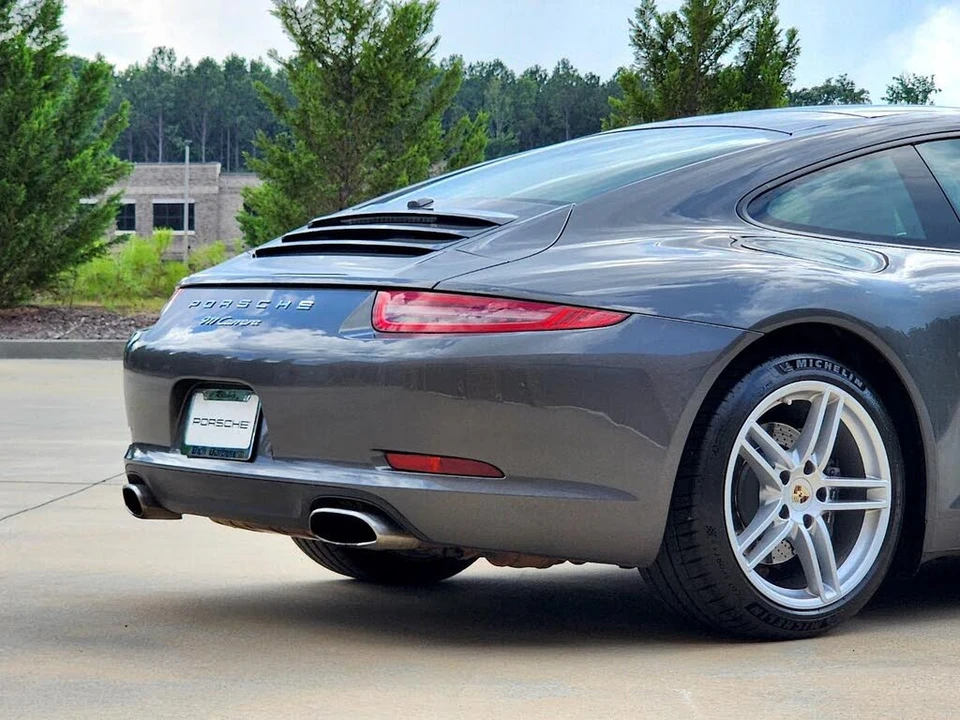 2012 Porsche 997 Carrera - Image 18 of 31