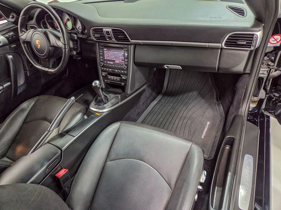 2012 Porsche 997 Carrera - Image 18 of 31