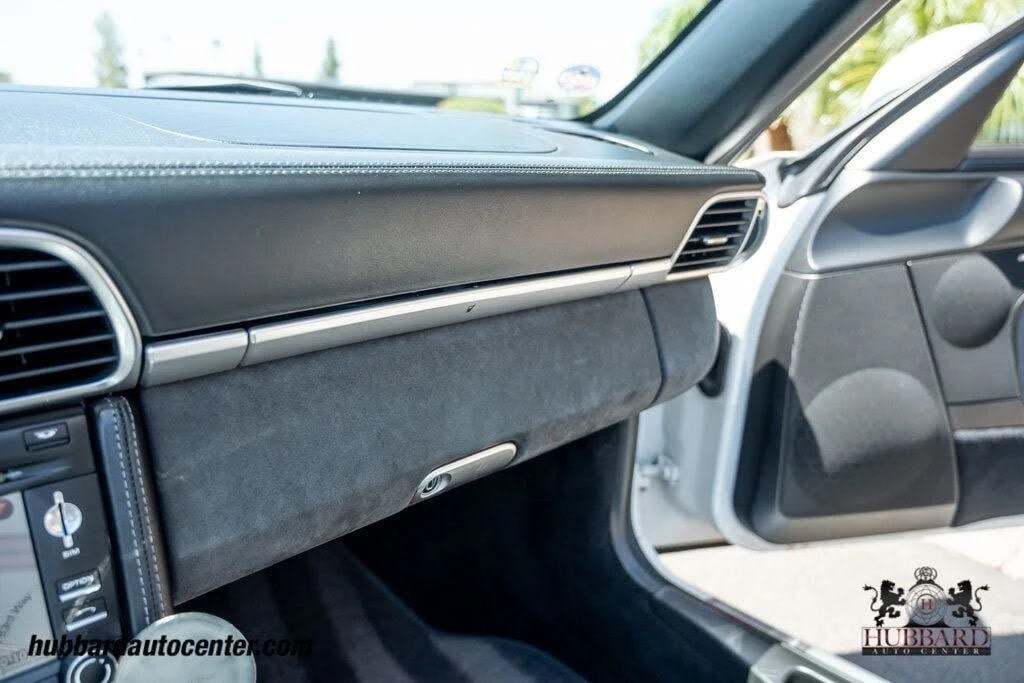 2012 Porsche 997 Carrera - Image 24 of 31