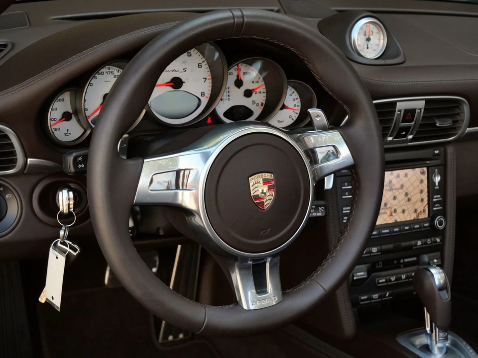 2012 Porsche 997 Carrera - Image 14 of 26