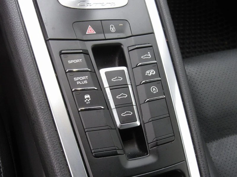 2012 Porsche 997 Carrera - Image 16 of 17