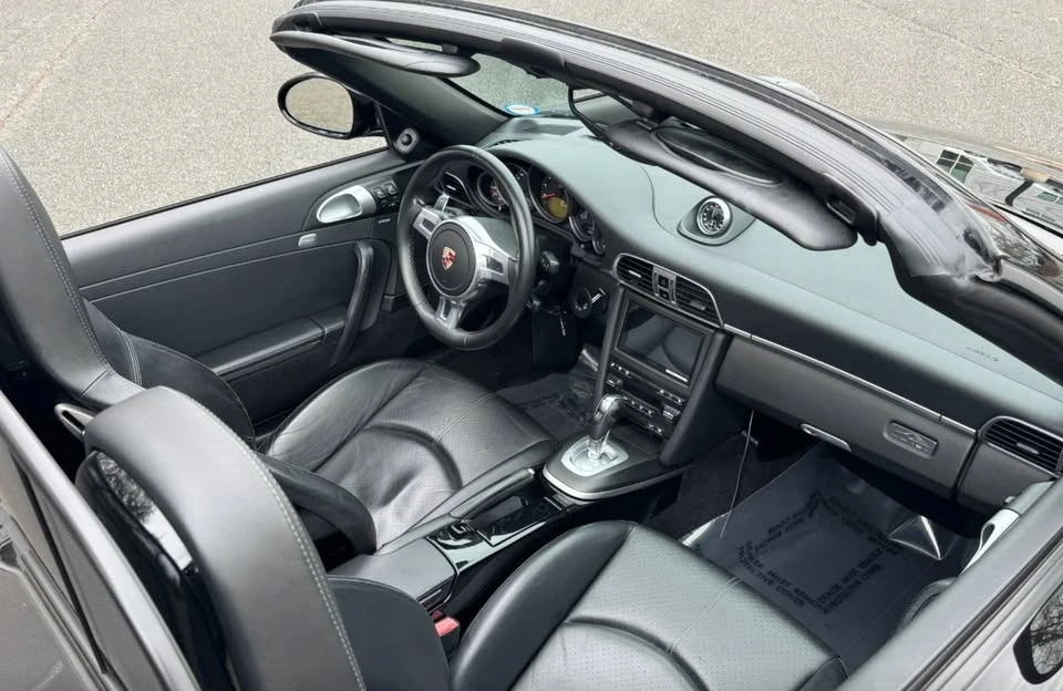 2012 Porsche 997 Carrera - Image 7 of 12