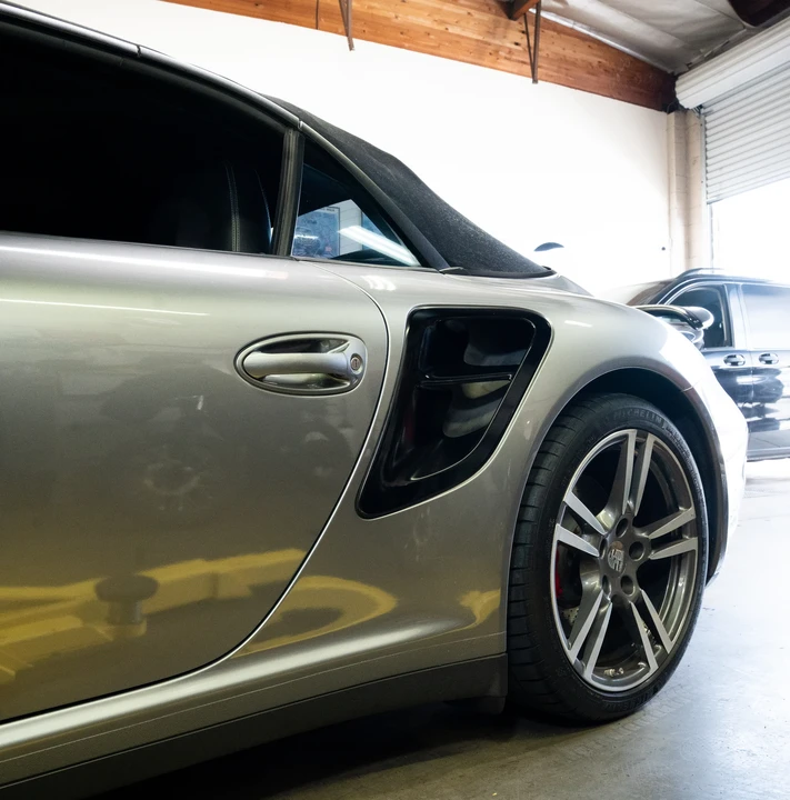 2012 Porsche 997 Turbo - Image 14 of 31