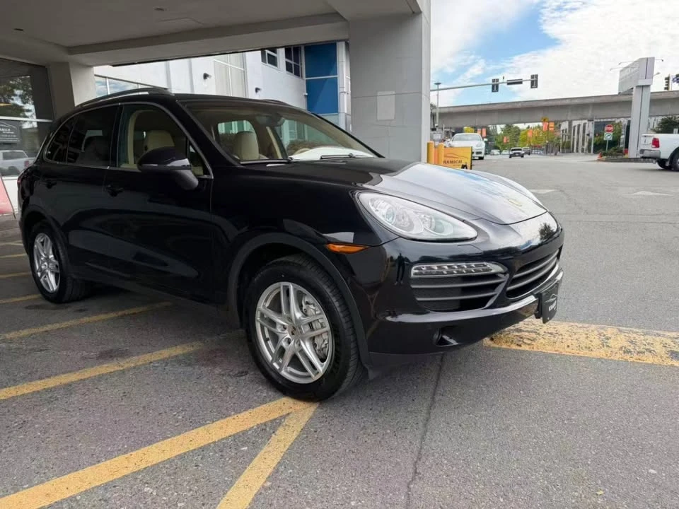 2012 Porsche 958 Cayenne S - Image 3 of 20
