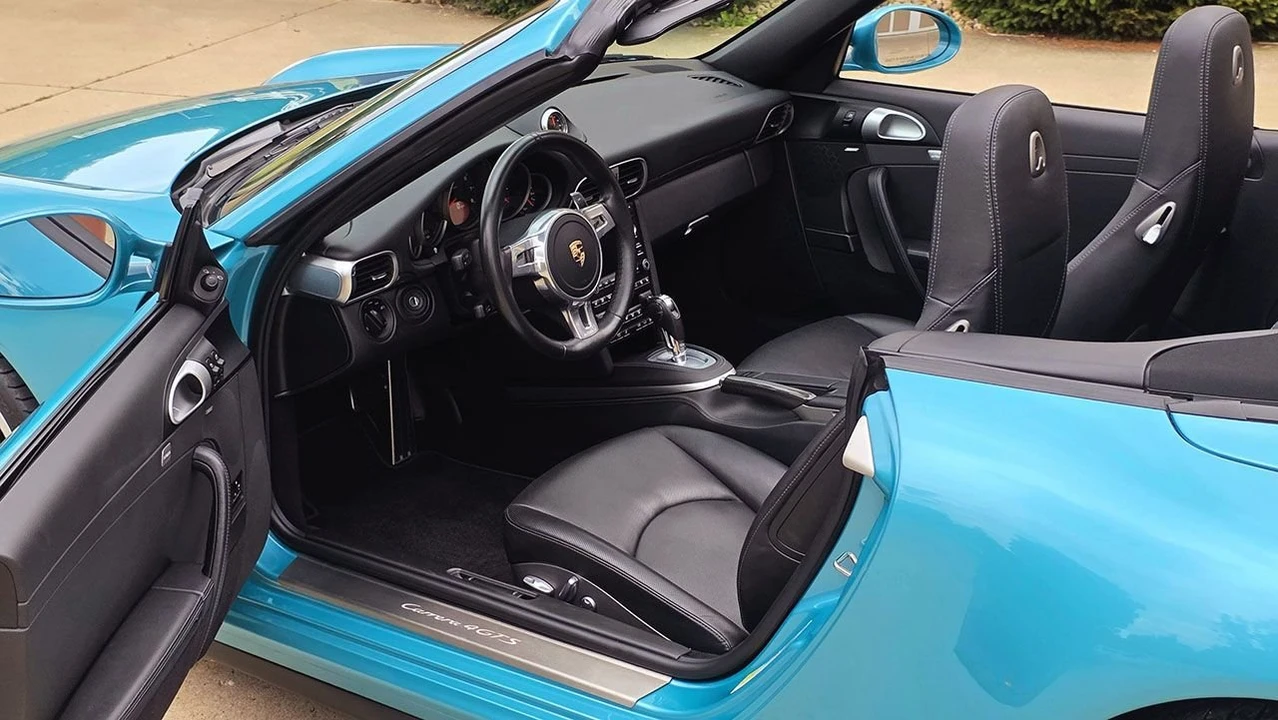 2012 Porsche 997 Carrera GTS - Image 16 of 31
