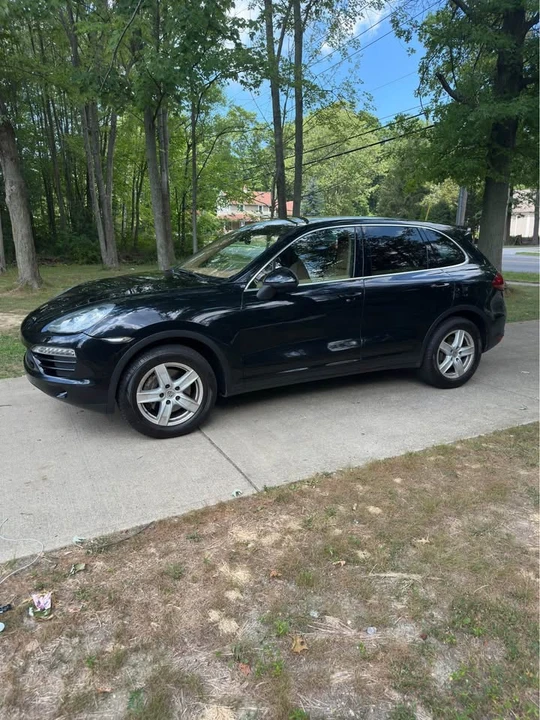 2012 Porsche 958 Cayenne - Image 2 of 7
