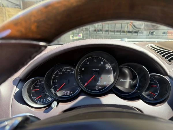 2012 Porsche 958 Cayenne - Image 10 of 17