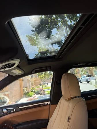 2012 Porsche 958 Cayenne - Image 7 of 17