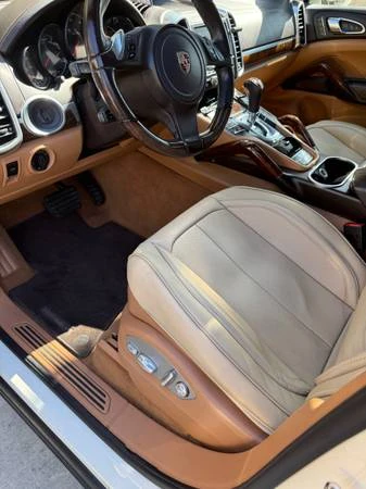 2012 Porsche 958 Cayenne - Image 17 of 17