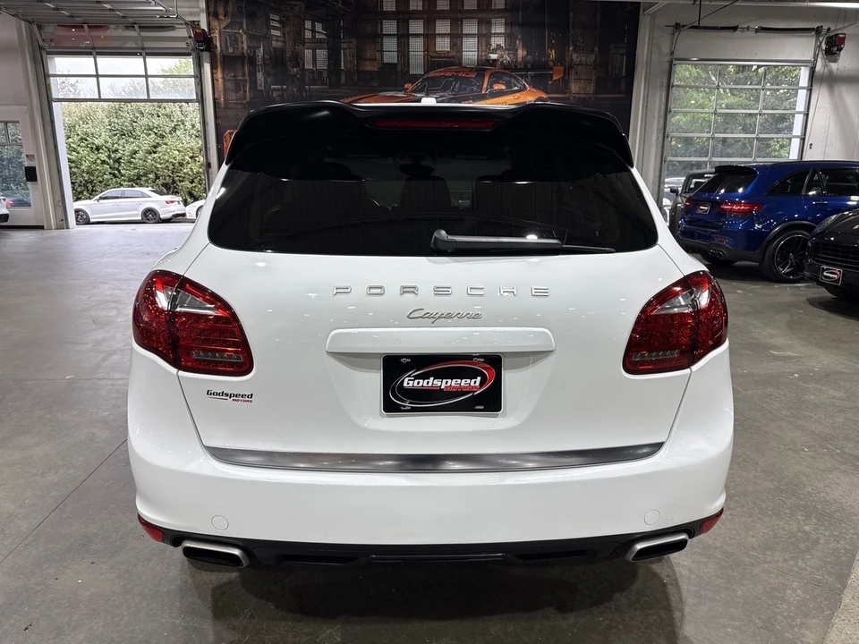 2012 Porsche 958 Cayenne - Image 5 of 12
