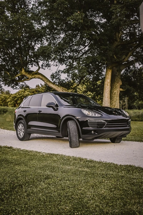 2012 Porsche 958 Cayenne - Image 3 of 9