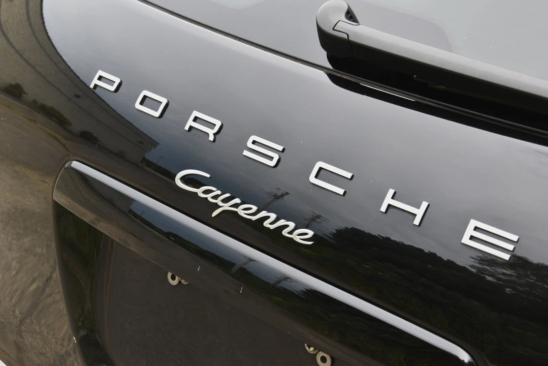 2012 Porsche 958 Cayenne - Image 18 of 23