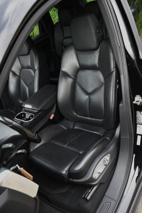 2012 Porsche 958 Cayenne - Image 16 of 23