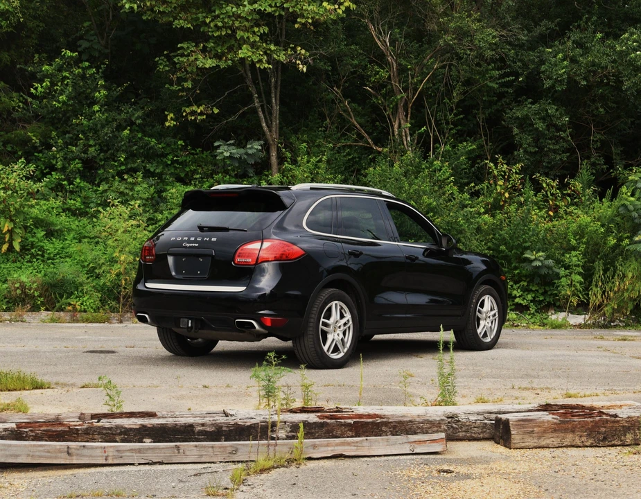 2012 Porsche 958 Cayenne - Image 6 of 23