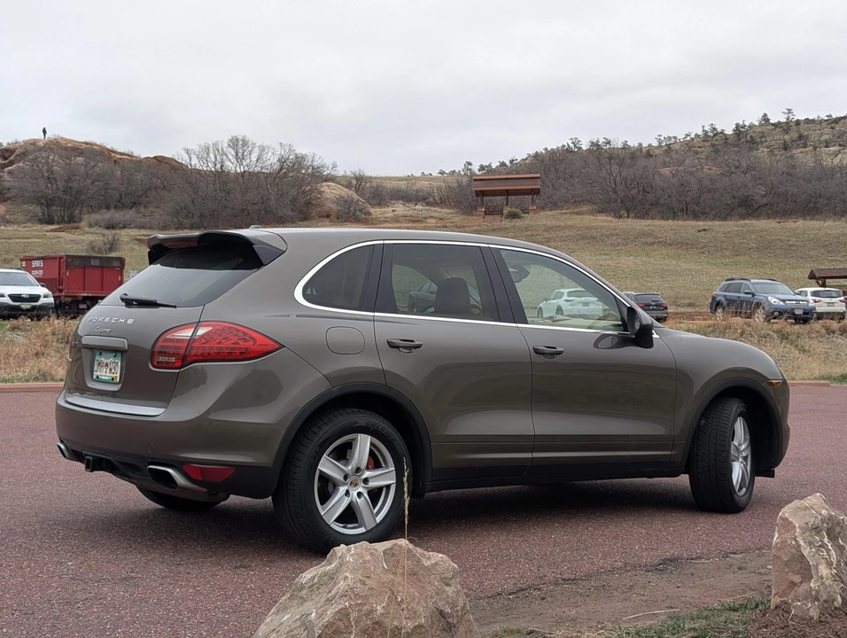 2012 Porsche 958 Cayenne - Image 11 of 31