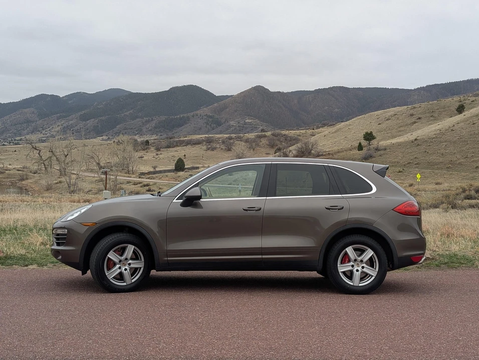 2012 Porsche 958 Cayenne - Image 15 of 31