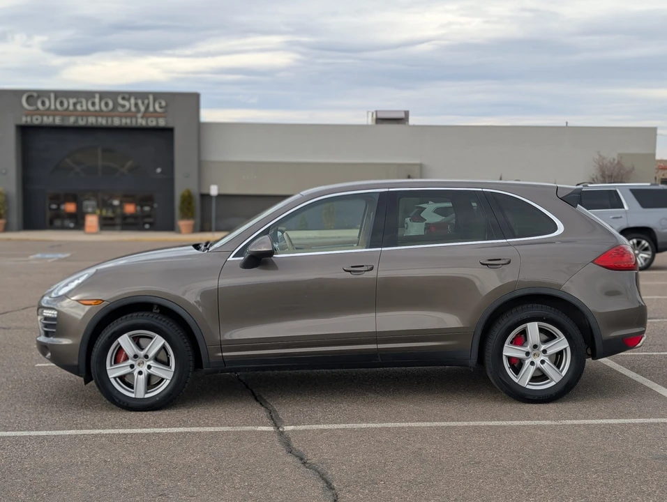 2012 Porsche 958 Cayenne - Image 25 of 31