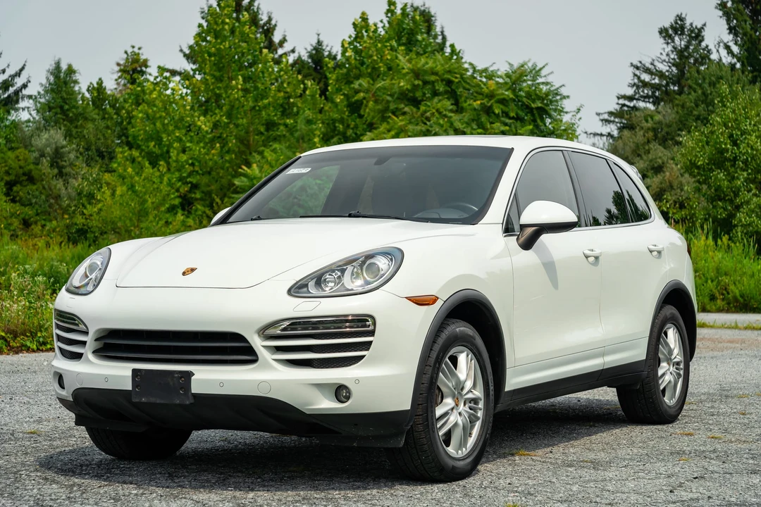 2012 Porsche 958 Cayenne - Image 10 of 31