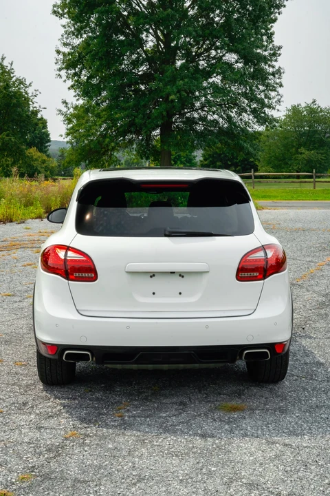 2012 Porsche 958 Cayenne - Image 29 of 31