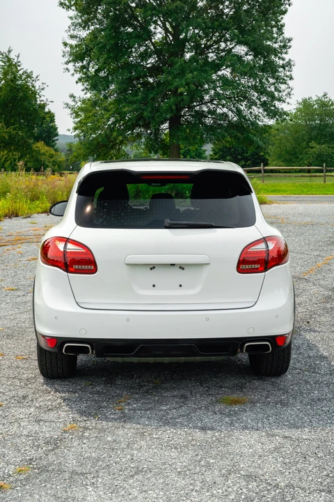 2012 Porsche 958 Cayenne - Image 30 of 31