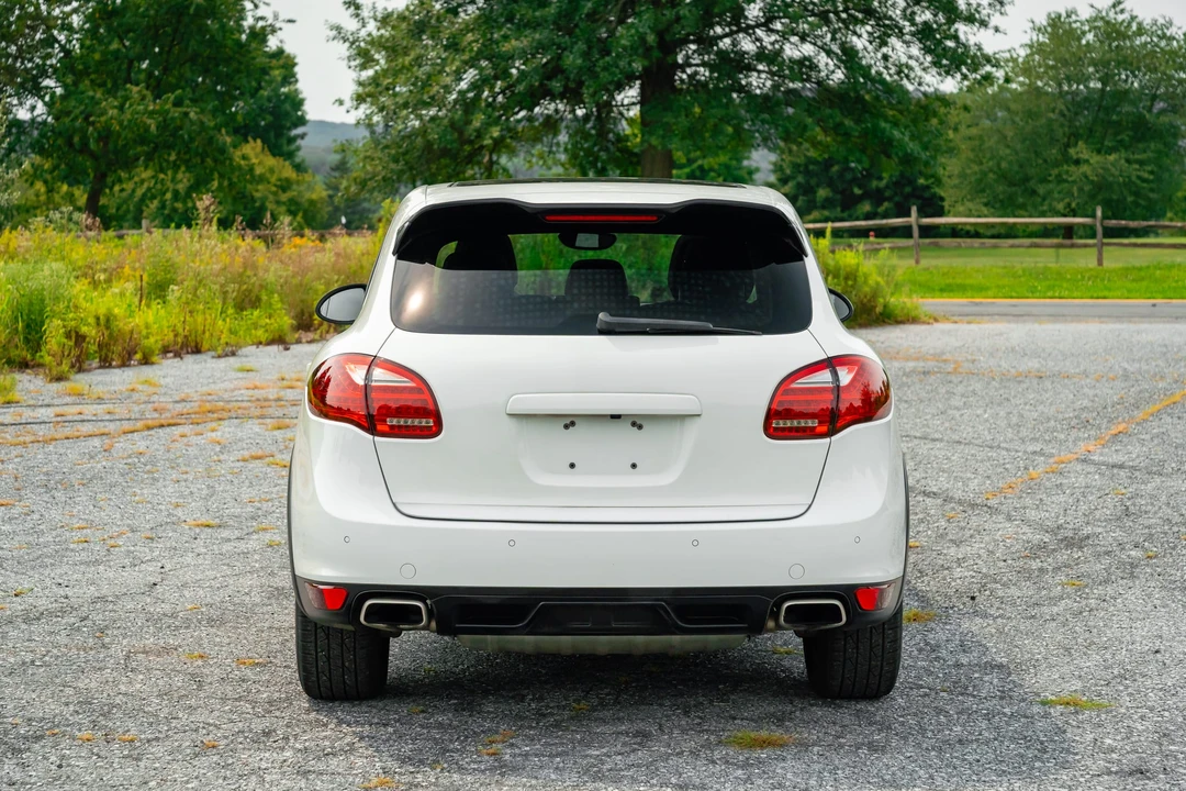 2012 Porsche 958 Cayenne - Image 27 of 31