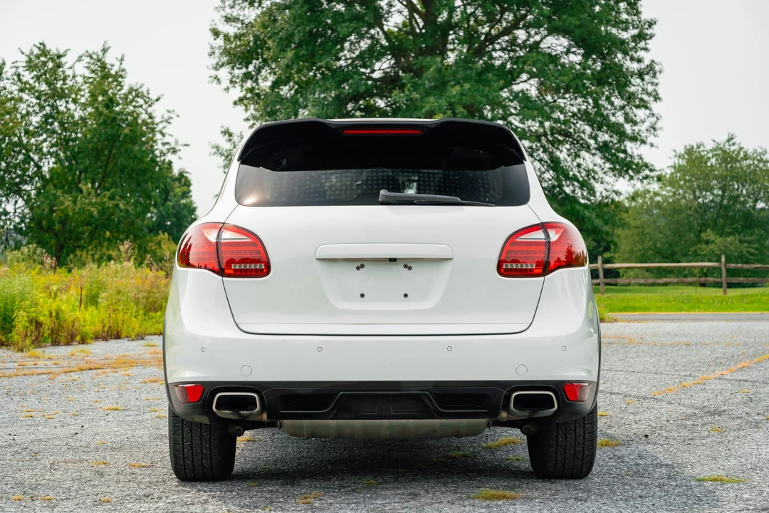 2012 Porsche 958 Cayenne - Image 28 of 31